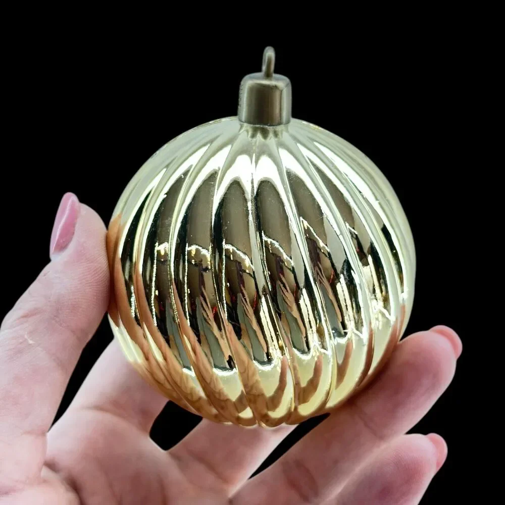 (4) Piece Gold Metallic Plastic Christmas Ball Ornaments Taiwan Shatterproof VTG
